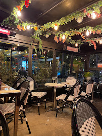 Atmosphère du Restaurant thaï Ozone Restaurant Thaï à Paris - n°2