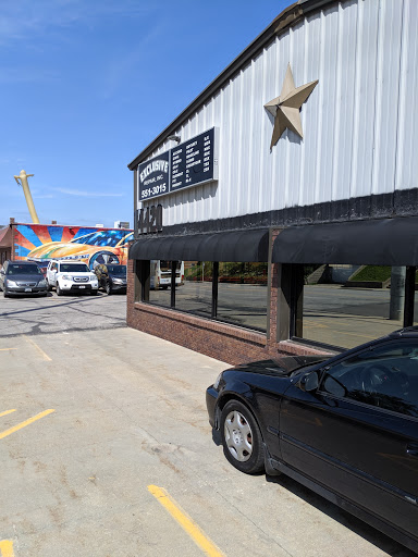 Auto Repair Shop «Exclusive Repair», reviews and photos, 4420 Leavenworth St, Omaha, NE 68105, USA