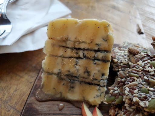 Winery «Irvine Vineyards», reviews and photos, 1614 Emigrant Creek Rd, Ashland, OR 97520, USA