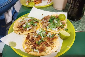 Tacos Luigüi image