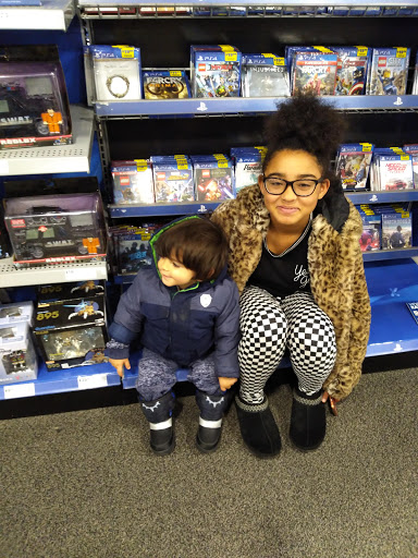 Electronics Store «Best Buy», reviews and photos, 100 Hawley Ln, Trumbull, CT 06611, USA