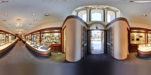 Jeweler «Hands Jewelers», reviews and photos, 109 E Washington St, Iowa City, IA 52240, USA