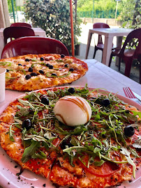 Plats et boissons du Pizzeria Bella'Pizza à Bons-en-Chablais - n°1