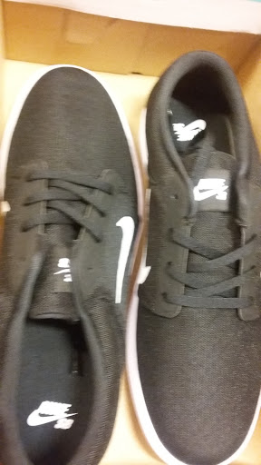 Clothing Store «Nike Factory Store», reviews and photos, 301 Tanger Dr #101, Terrell, TX 75160, USA