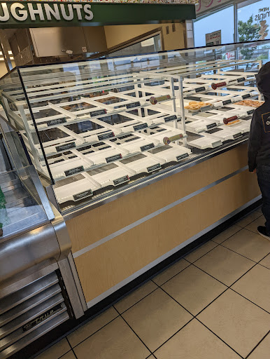 Donut Shop «Krispy Kreme Doughnuts», reviews and photos, 1444 N Battlefield Blvd, Chesapeake, VA 23320, USA