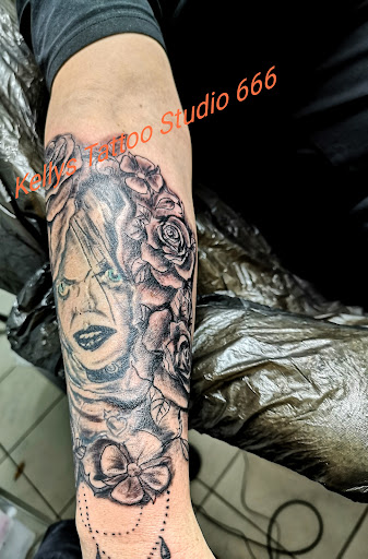 Kellys Tattoo Studio 666