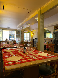 Atmosphère du Restaurant italien Little Italy Restaurant à Menton - n°8