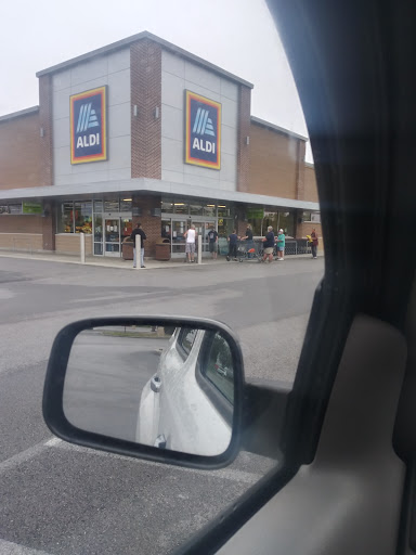 Supermarket «ALDI», reviews and photos, 2317 North Point Blvd, Dundalk, MD 21222, USA