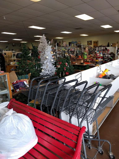 Thrift Store «Bread of Life Thrift Store», reviews and photos, 356 West Ave, Crossville, TN 38555, USA