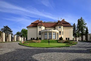 Kramář's Villa image