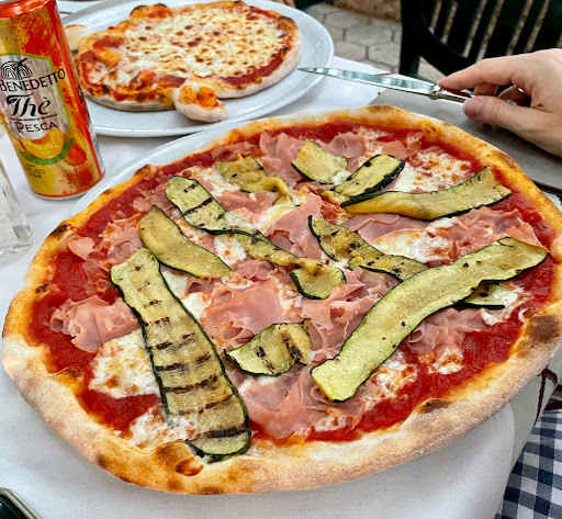 Pizzeria Mamma Lucia in San Zeno di Montagna, Provincia di Verona