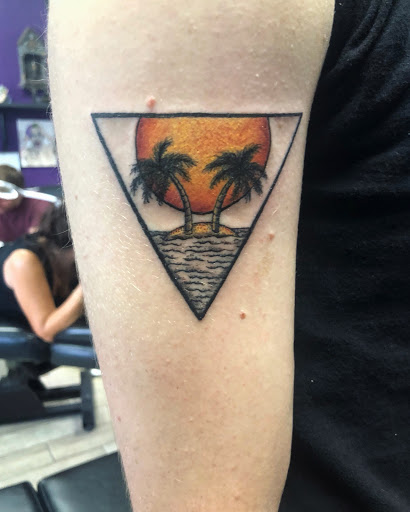 Explore 3 name tattoo ideas for guys, creative tattoo ideas in Saint Petersburg, available at Lucky You Tattoo