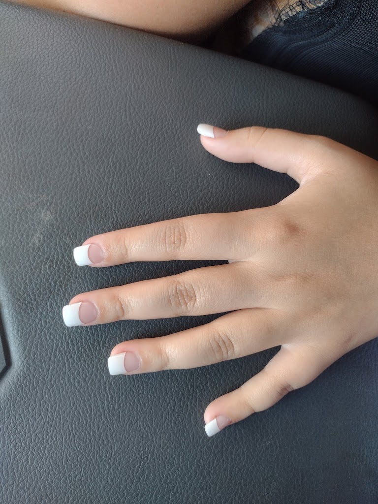 Nail Spa 77904