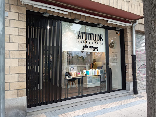 ATTITUDE Julia, Peluquería en Barakaldo, Vizcaya