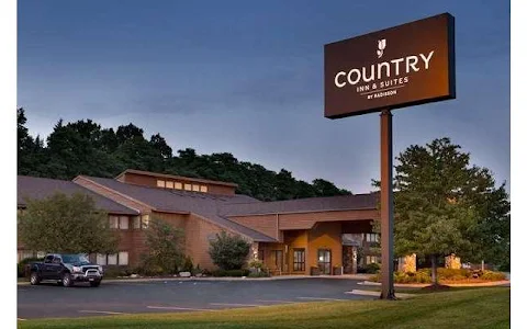 Country Inn & Suites by Radisson, Mishawaka, IN image