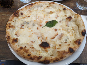 Photo n°17 de Les frères Calzone à Rueil-Malmaison ()