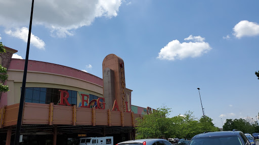 Movie Theater «Regal Cinemas Pinnacle 18 IMAX & RPX», reviews and photos, 11240 Parkside Dr, Knoxville, TN 37922, USA