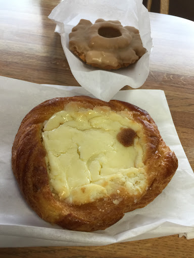 Donut Shop «American Donuts Shop», reviews and photos, 3355 Iowa Ave, Riverside, CA 92507, USA