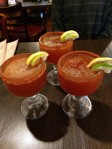 Shopping Mall «Vineyard Town Center Shopping Center», reviews and photos, 451 Vineyard Blvd, Morgan Hill, CA 95037, USA