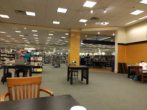 Barnes & Noble