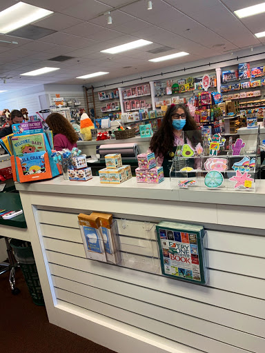 Toy Store «San Marino Toy & Book Shoppe», reviews and photos, 2476 Huntington Dr, San Marino, CA 91108, USA