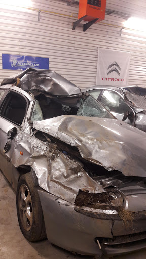Photo 4 - Canton Vert Automobiles