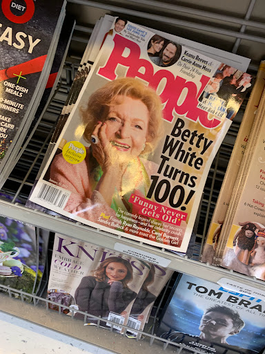 Shopping Mall «Gateway Shopping Center», reviews and photos, 14 Danbury Rd, Wilton, CT 06897, USA