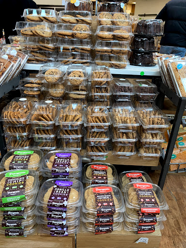 Grocery Store «Whole Foods Market», reviews and photos, 1330 Smith Ave, Baltimore, MD 21209, USA