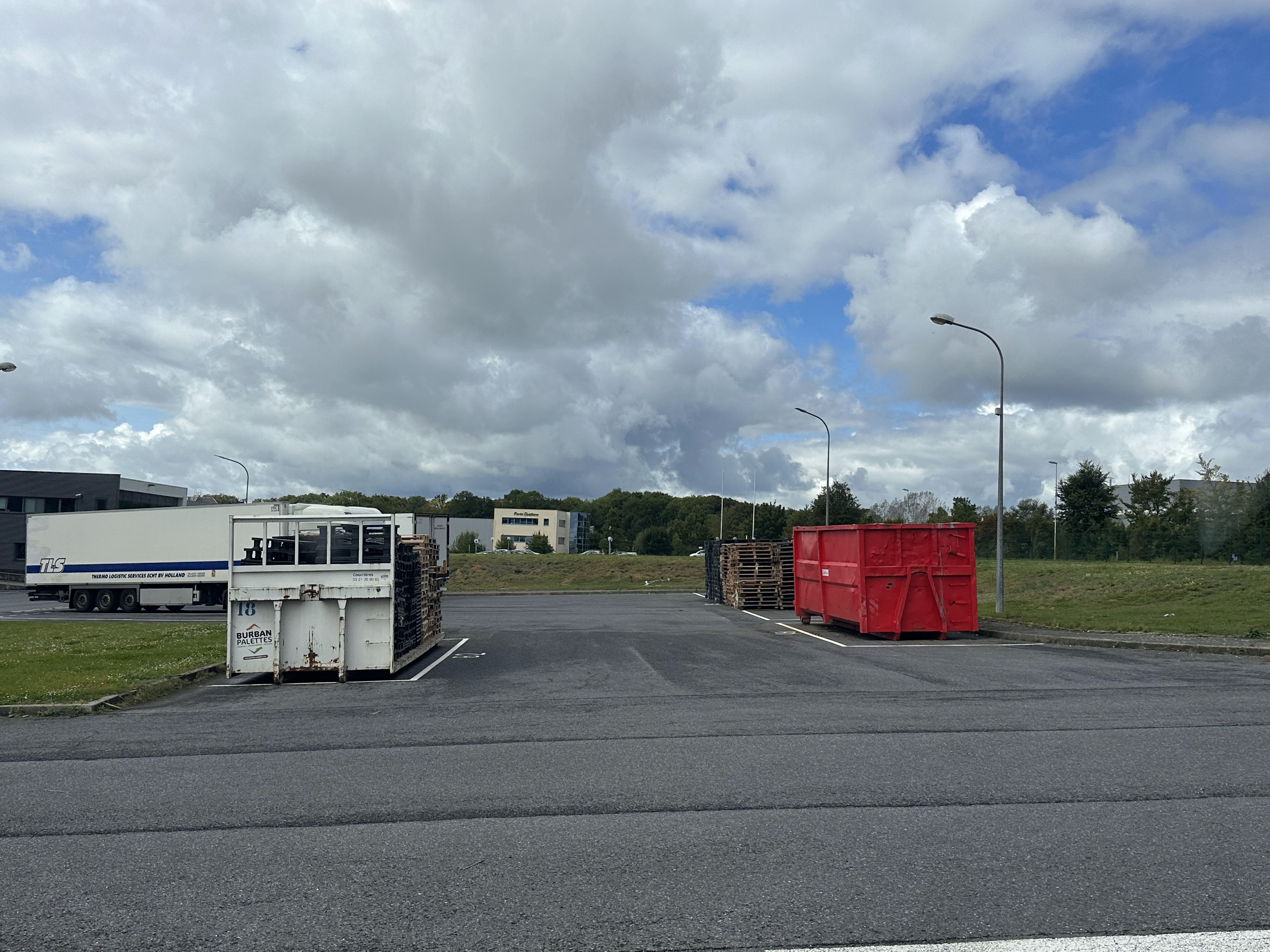 Photo n° 3 de l'avis de Konrad.a fait le 02/09/2023 à 14:00