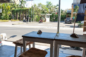 Living Tree Bali Cafe image