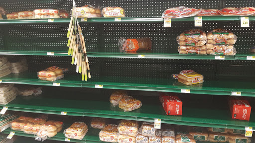 Grocery Store «Farm Fresh», reviews and photos, 227 Fox Hill Rd, Hampton, VA 23669, USA