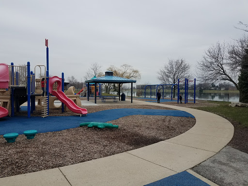 Golf Course «Lake Park Golf Course & Marina», reviews and photos, 1015 Howard Ave, Des Plaines, IL 60018, USA