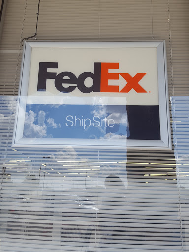 Office Supply Store «OfficeMax», reviews and photos, 6805 Slide Rd, Lubbock, TX 79424, USA