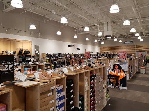 Shoe Store «DSW Designer Shoe Warehouse», reviews and photos, 833 N Krocks Rd #107, Allentown, PA 18106, USA