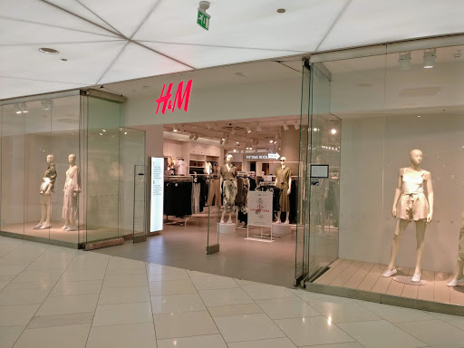 H&M