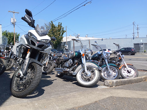 Auto Body Shop «Gerber Collision & Glass», reviews and photos, 2227 SE 7th Ave, Portland, OR 97214, USA