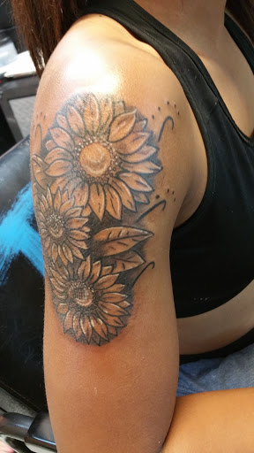 Tattoo Shop «Plan B Tattoo», reviews and photos, 730 Mitchell Blvd, Florence, AL 35630, USA