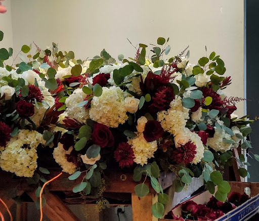 Florist «Flowers By Burton», reviews and photos, 426 Old Walt Whitman Rd, Melville, NY 11747, USA