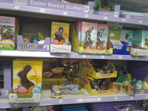 Home Goods Store «Dollar General», reviews and photos, 650 Coe Ave, East Haven, CT 06512, USA