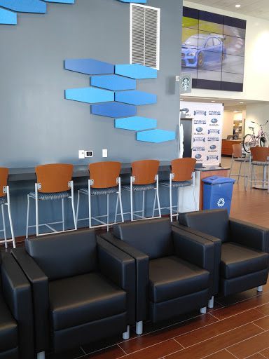 Subaru Dealer «Frank Subaru», reviews and photos