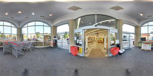 Grocery Store «Hy-Vee Mainstreet», reviews and photos, 510 E 6th St, Muscatine, IA 52761, USA