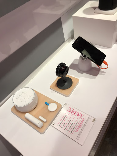 Cell Phone Store «T-Mobile», reviews and photos, 35020 Newark Blvd, Newark, CA 94560, USA