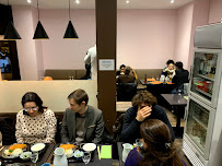Atmosphère du Restaurant de porc pané et frit (tonkatsu) Tonkatsu Tombo à Paris - n°2