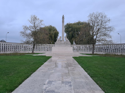Mémorial Indien de Neuve-Chapelle à Richebourg