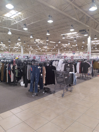 Clothing Store «Burlington Coat Factory», reviews and photos, 31940 Gratiot Ave, Roseville, MI 48066, USA