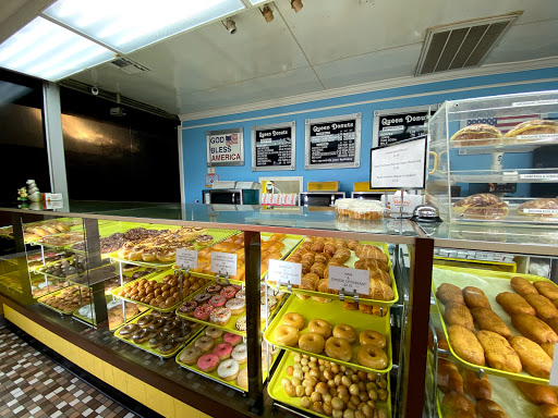 Donut Shop «Queen Donut Shop», reviews and photos, 1806 W 18th St, Houston, TX 77008, USA