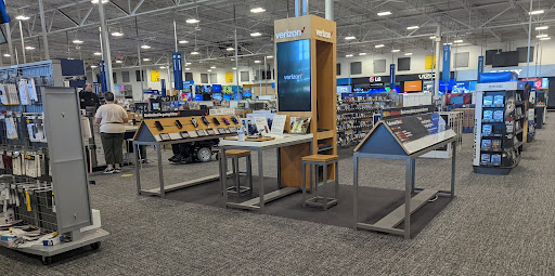 Electronics Store «Best Buy», reviews and photos, 12410 St Charles Rock Rd, Bridgeton, MO 63044, USA