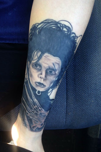 Tattoo Shop «Avenue Tattoo», reviews and photos, 472 W Highland Ave, San Bernardino, CA 92405, USA