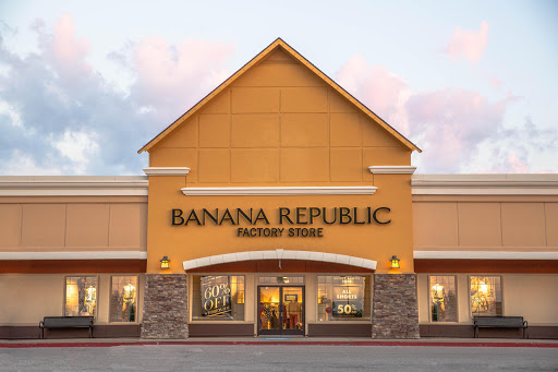 Shopping Mall «Birch Run Premium Outlets», reviews and photos, 12240 S Beyer Rd, Birch Run, MI 48415, USA