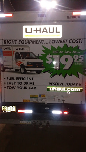 Truck Rental Agency «U-Haul Moving & Storage of Addison», reviews and photos, 2735 E Belt Line Rd, Carrollton, TX 75006, USA